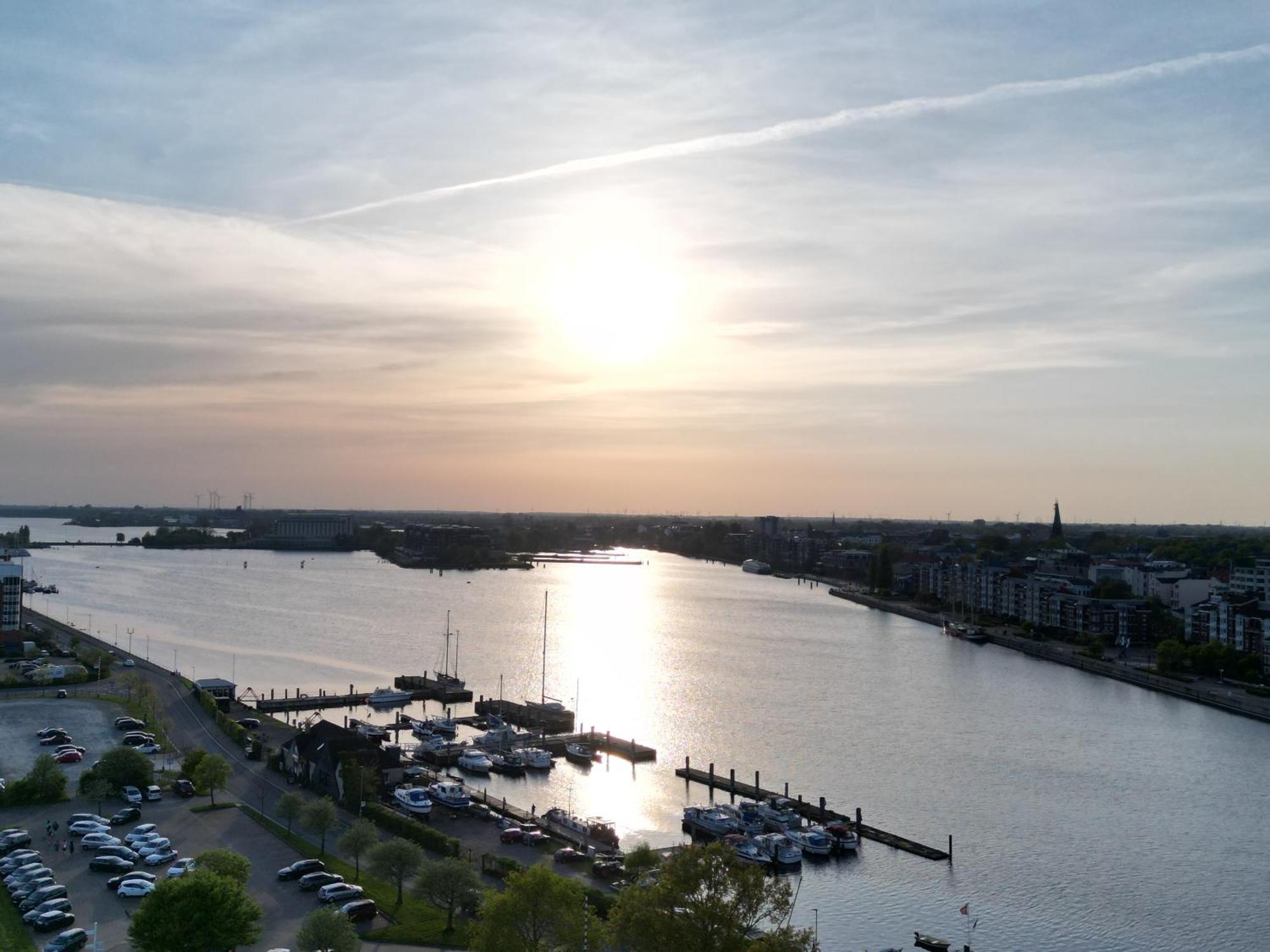 Strand-Apartment, Strandkorb, Meeresrauschen, Parkplatz วิลเฮล์มฮาเฟน ภายนอก รูปภาพ