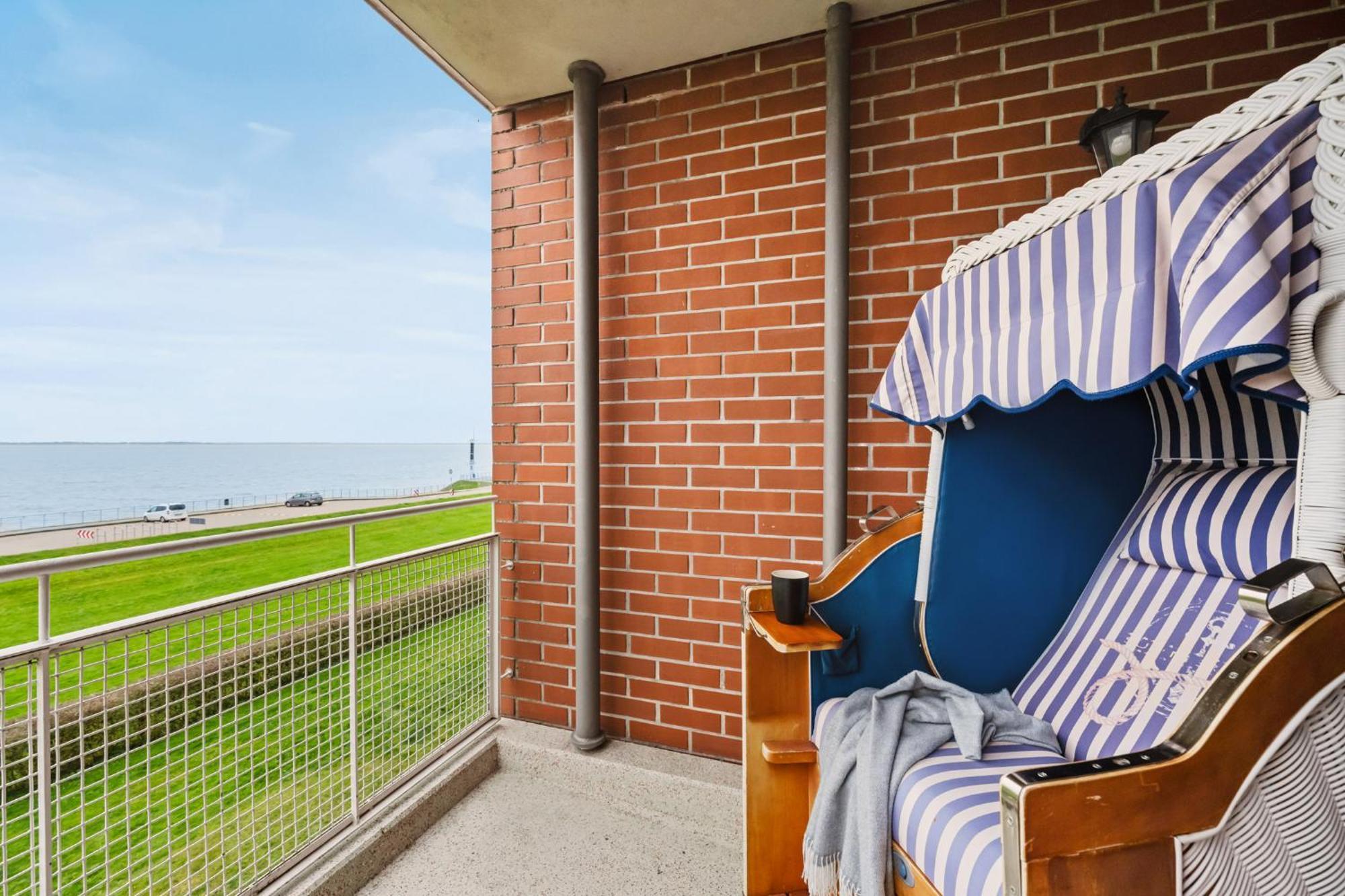 Strand-Apartment, Strandkorb, Meeresrauschen, Parkplatz วิลเฮล์มฮาเฟน ภายนอก รูปภาพ