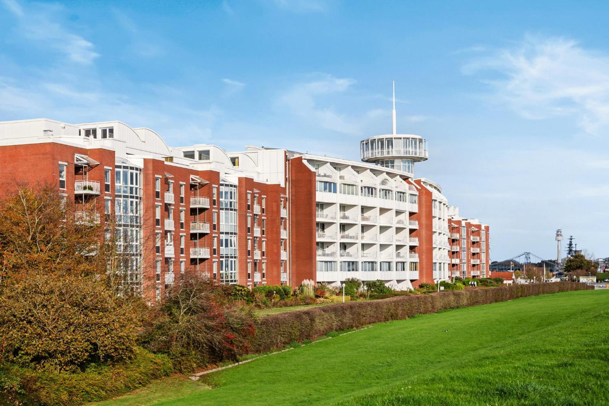 Strand-Apartment, Strandkorb, Meeresrauschen, Parkplatz วิลเฮล์มฮาเฟน ภายนอก รูปภาพ