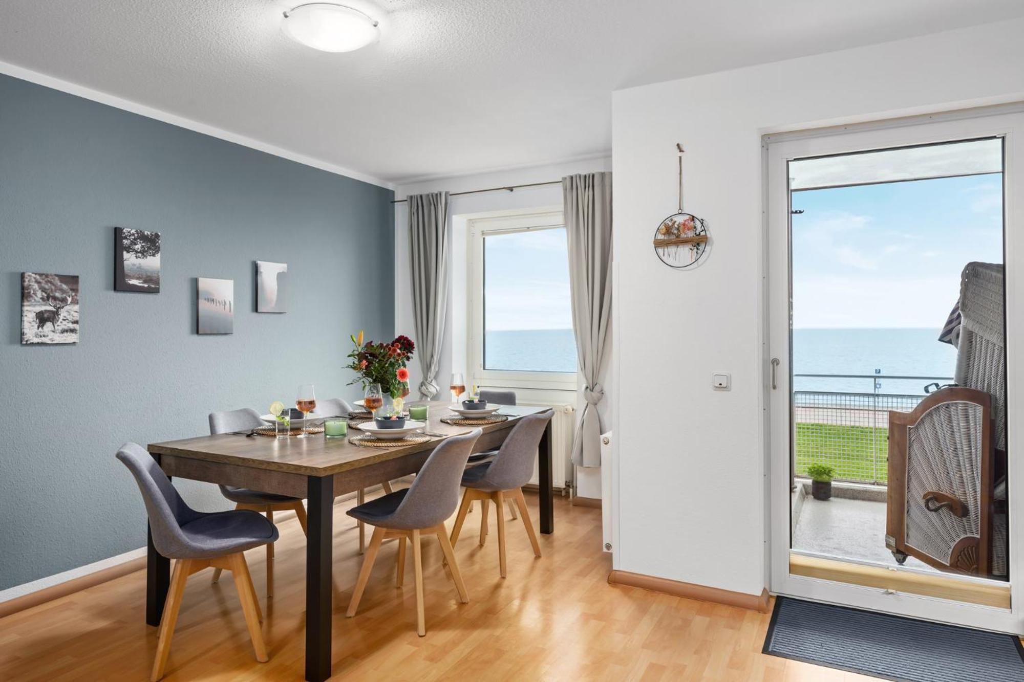 Strand-Apartment, Strandkorb, Meeresrauschen, Parkplatz วิลเฮล์มฮาเฟน ภายนอก รูปภาพ